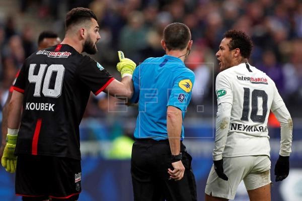 Neymar Jr. loses his temper off the pitch | Sports | English ...